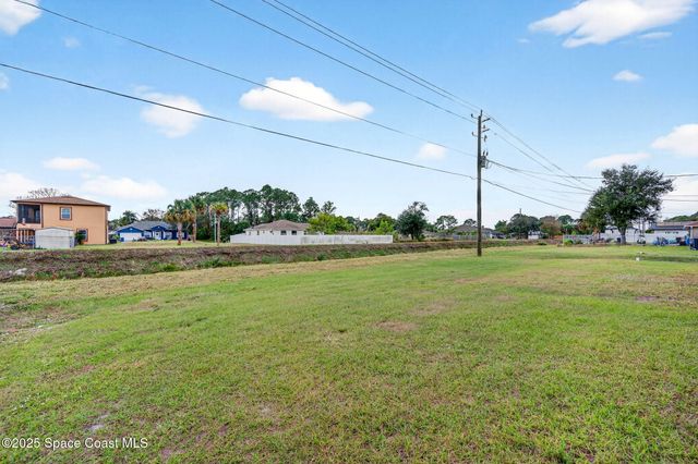 1146 Siboney Street NW, Palm Bay, FL 32907