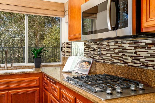 11012 Caminito Dulce, San Diego, CA 92131