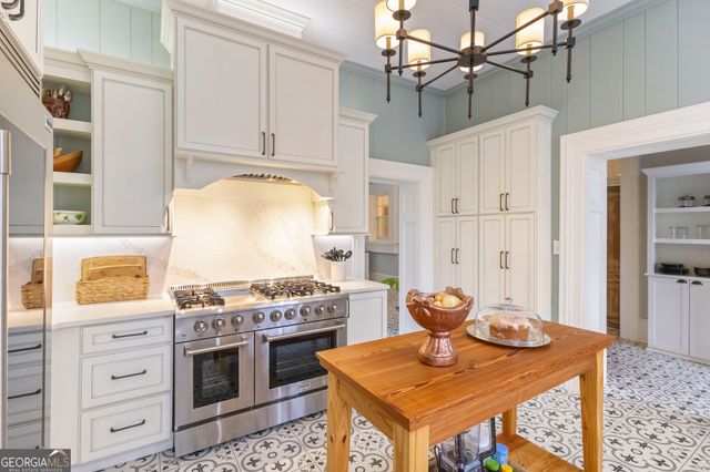 26 Magnolia Street, Grantville, GA 30220