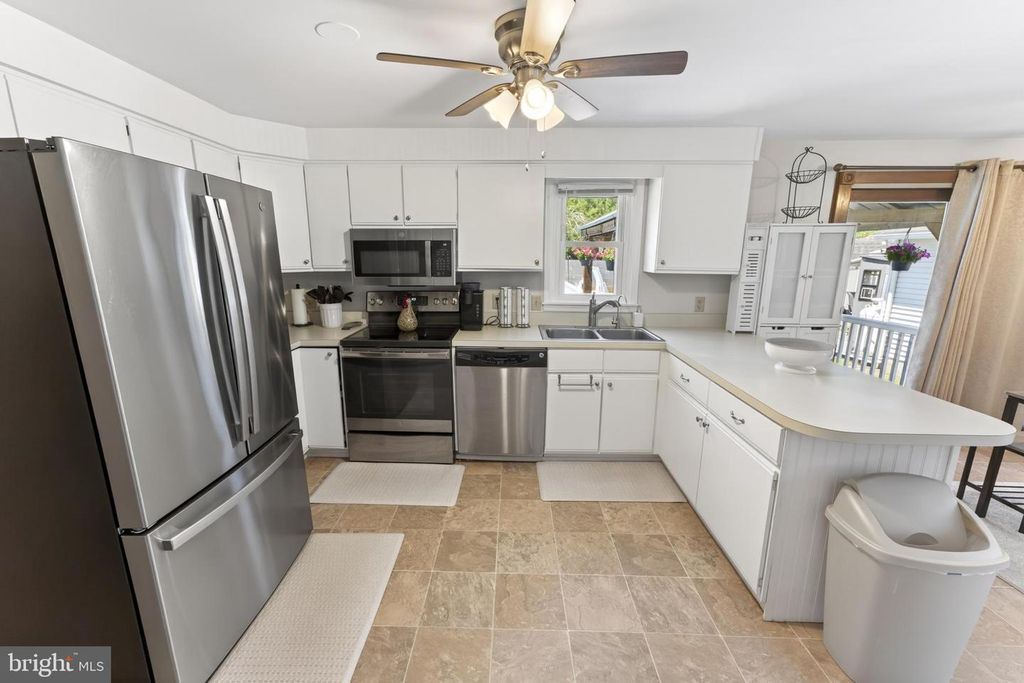 Image 15 of property listing at 5440 MOOSE LODGE RD, Cambridge, MD 21613