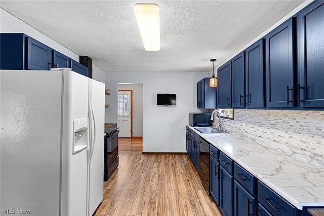 6100 Carsten Road, Medina, OH 44256