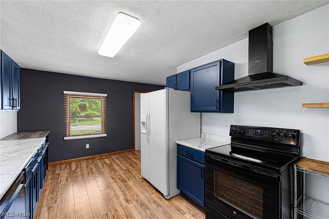 6100 Carsten Road, Medina, OH 44256