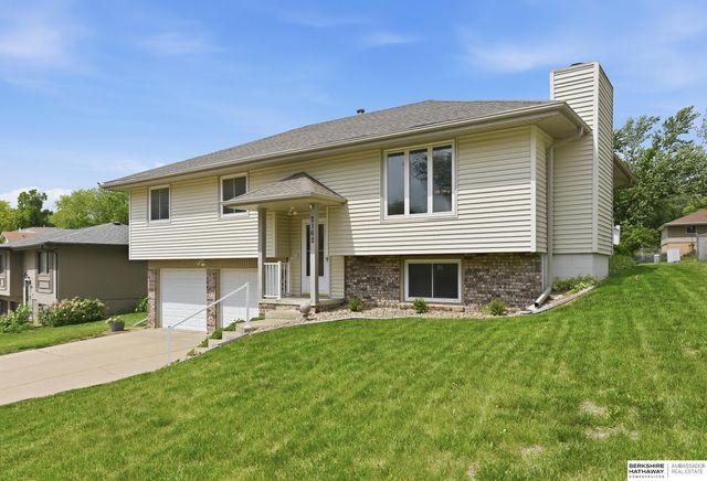 2162 N 124Th Avenue Circle, Omaha, NE 68164
