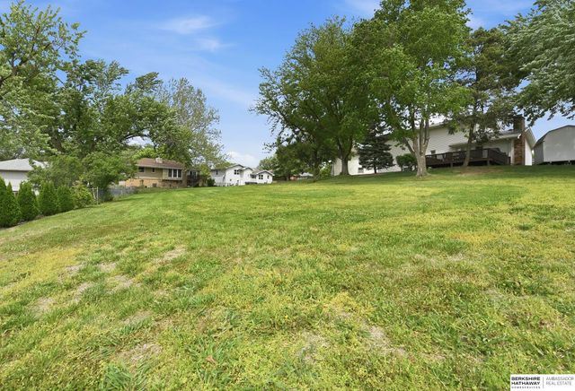 2162 N 124Th Avenue Circle, Omaha, NE 68164