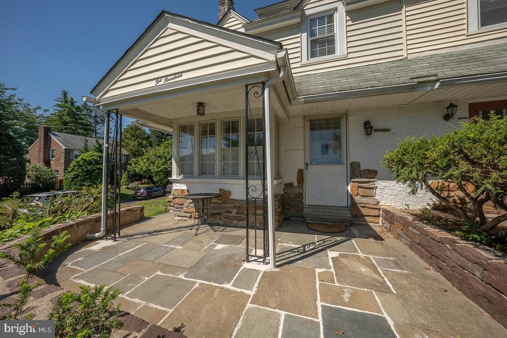 214 HARROGATE RD, Wynnewood, PA 19096