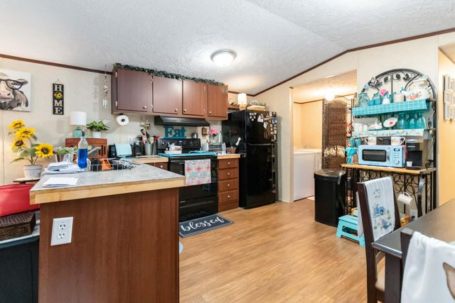 240 Echo Valley Road, Lily, KY 40740