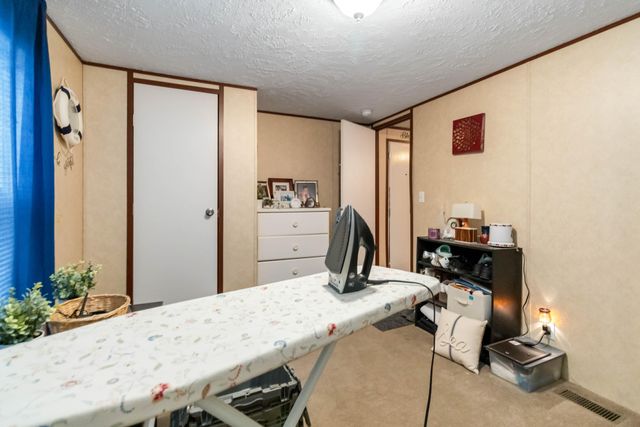 240 Echo Valley Road, Lily, KY 40740