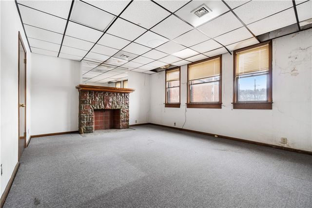 512 Chartiers Avenue, Mckees Rocks, PA 15136