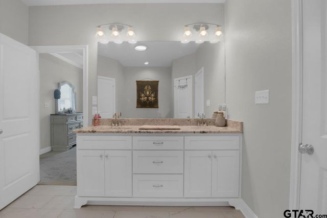 11771 Jayden Ln, Tyler, TX 75703