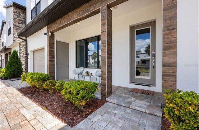 320 VILLA DOMANI COURT, Davenport, FL 33896