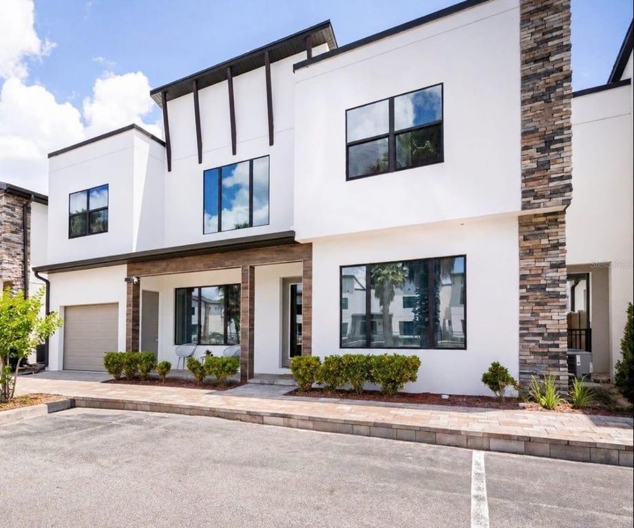 320 VILLA DOMANI COURT, Davenport, FL 33896