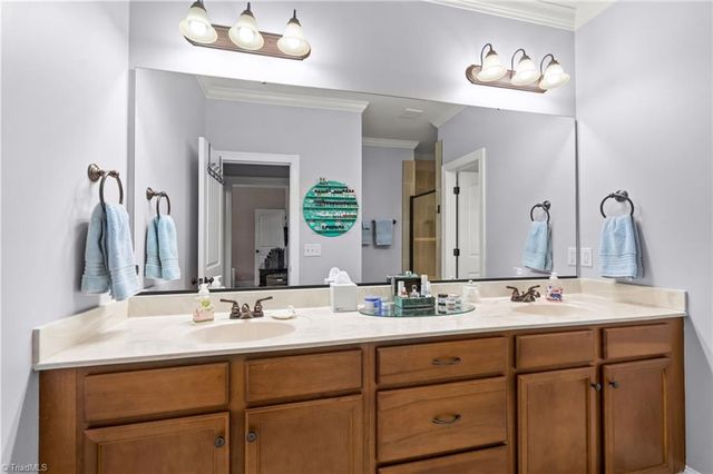 134 Ravensbourne Trace, Stokesdale, NC 27357