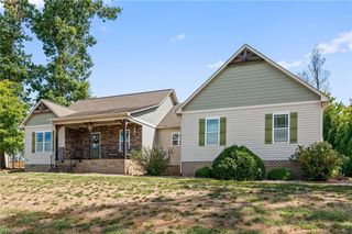 134 Ravensbourne Trace, Stokesdale, NC 27357