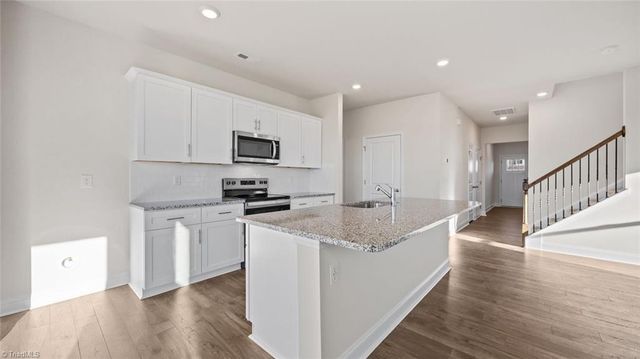 123 Strawberry Court, Lexington, NC 27295