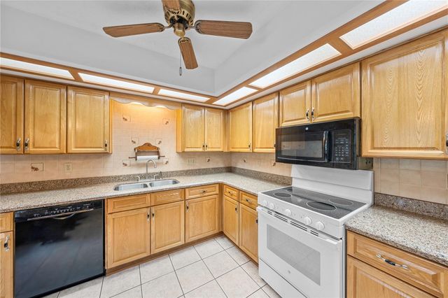 10500 SW 65TH TERRACE, Ocala, FL 34476