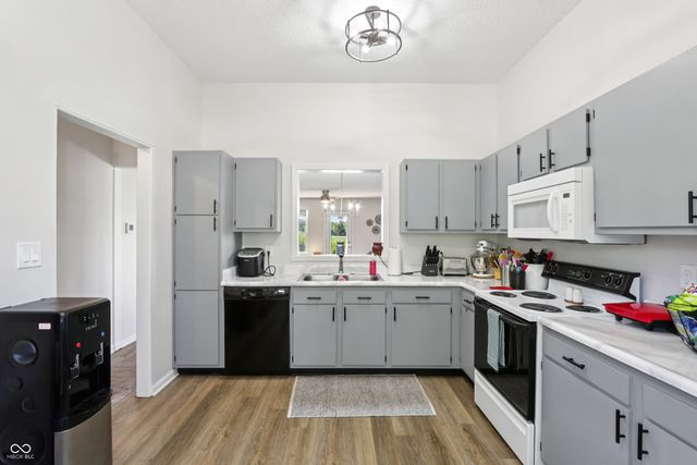 2774 Woodfield Boulevard, Franklin, IN 46131