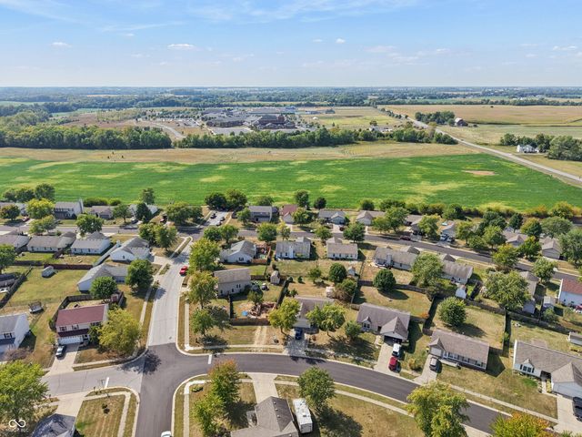 2774 Woodfield Boulevard, Franklin, IN 46131