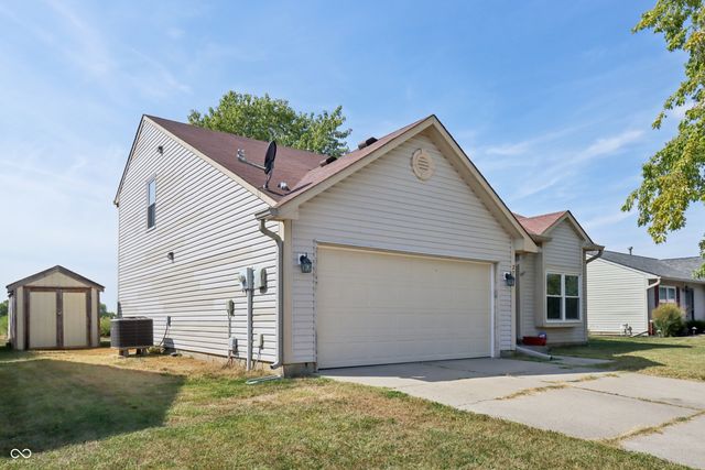 2774 Woodfield Boulevard, Franklin, IN 46131