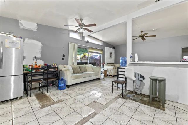 1947 Arthur, Pomona, CA 91768