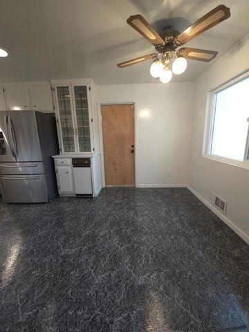 1601 Jacquelyn Way, Modesto, CA 95355