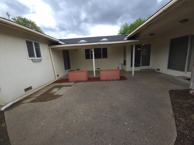 1601 Jacquelyn Way, Modesto, CA 95355