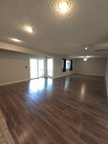 1601 Jacquelyn Way, Modesto, CA 95355