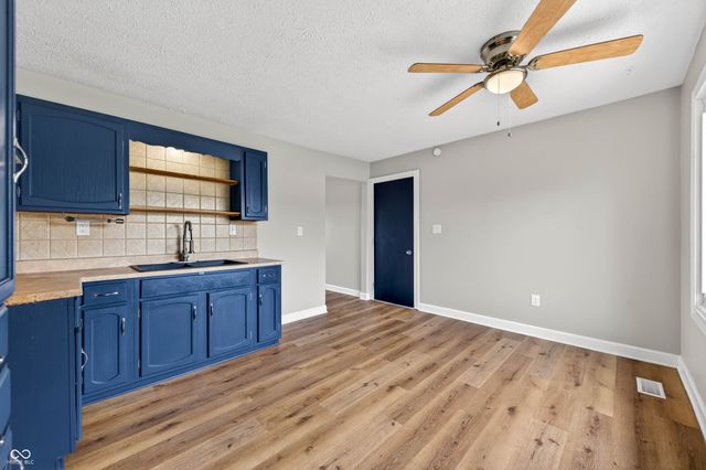 1063 Dutchman Lane, Seymour, IN 47274