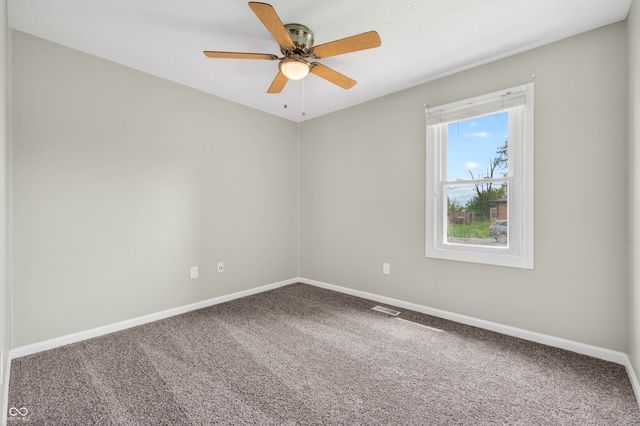 1063 Dutchman Lane, Seymour, IN 47274