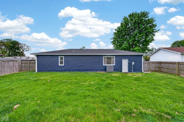 1063 Dutchman Lane, Seymour, IN 47274