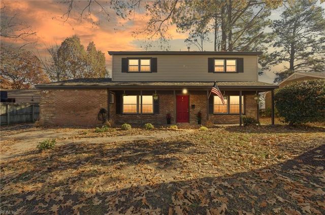 804 Roberto DR, Newport News, VA 23601