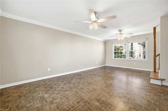 804 Roberto DR, Newport News, VA 23601