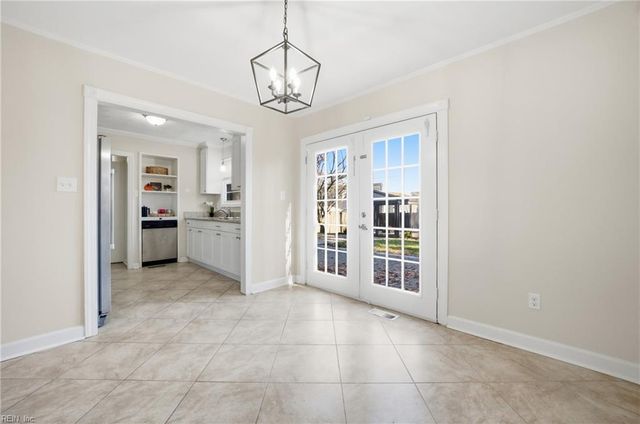 804 Roberto DR, Newport News, VA 23601