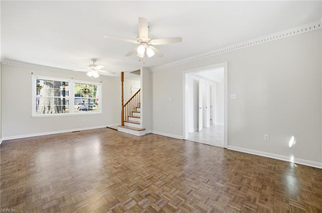 804 Roberto DR, Newport News, VA 23601