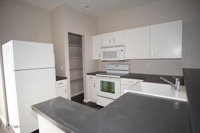 6262 Woodrow Bean Transmountain 15, El Paso, TX 79924