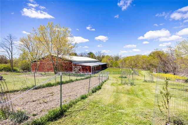 1900 Rose Hill Road, Skaneateles, NY 13152