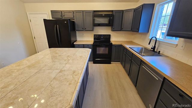 3021 46th Avenue, Greeley, CO 80634