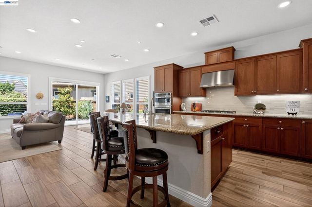 2105 RIOJA WAY, Brentwood, CA 94513
