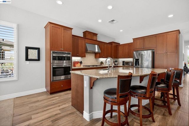 2105 RIOJA WAY, Brentwood, CA 94513