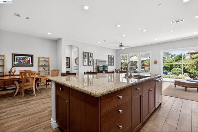 2105 RIOJA WAY, Brentwood, CA 94513