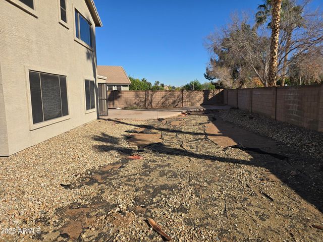 16317 N 152 Avenue, Surprise, AZ 85374