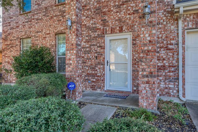 1514 Hanover Lane, Van Alstyne, TX 75495