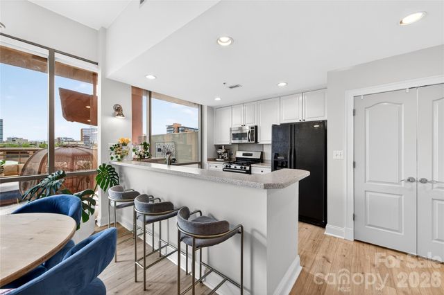 315 Arlington Avenue 503, Charlotte, NC 28203