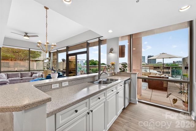 315 Arlington Avenue 503, Charlotte, NC 28203