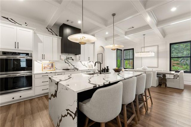 712 Bridgeview Drive, Canton, GA 30115