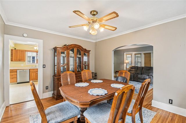 136 Avondale Road, Irondequoit, NY 14622