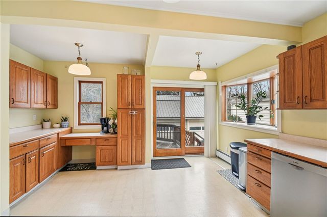 136 Avondale Road, Irondequoit, NY 14622