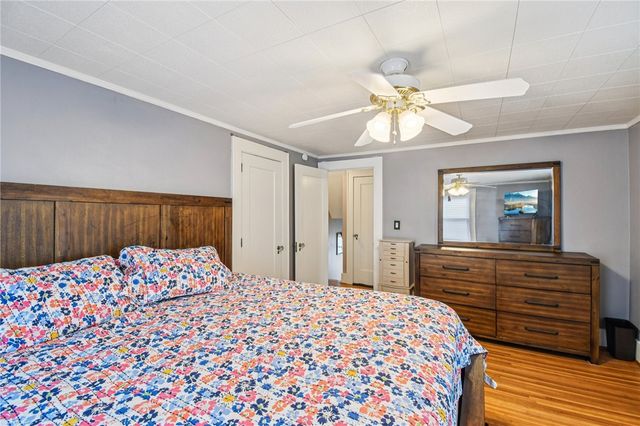 136 Avondale Road, Irondequoit, NY 14622