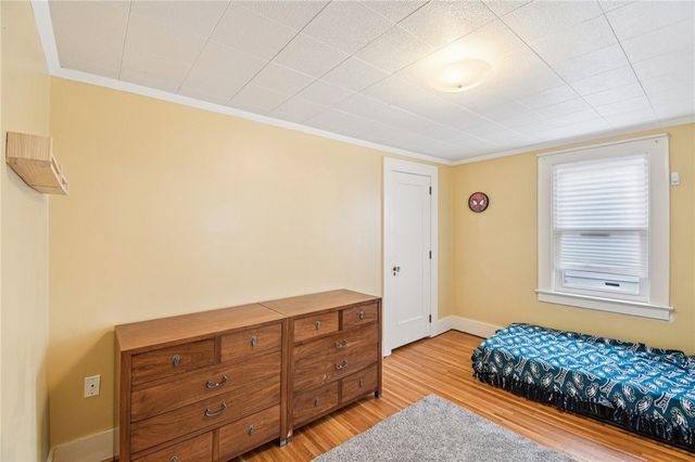 136 Avondale Road, Irondequoit, NY 14622