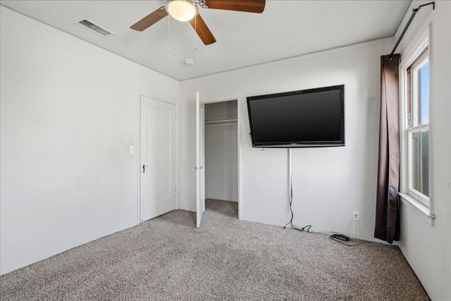 407 N Chestnut Avenue, Fresno, CA 93702