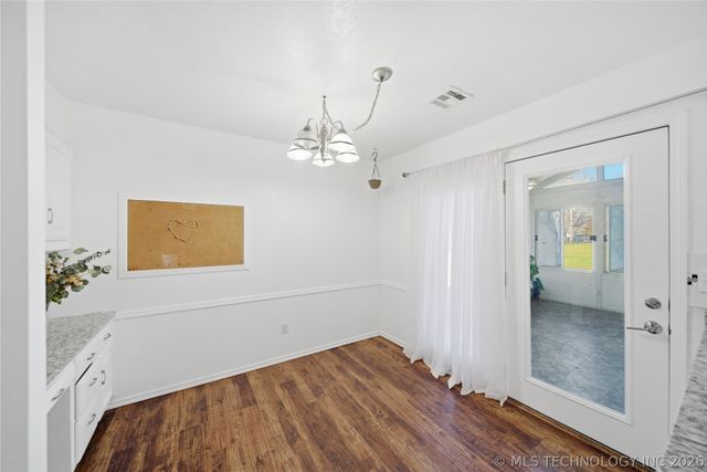 9211 N 155th East Avenue N, Owasso, OK 74055